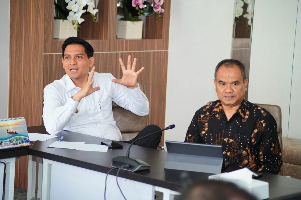 Dukung Revitalisasi Tambak Pantura, Bupati Lucky Hakim Fokus Pengembangan Ekonomi Pesisir