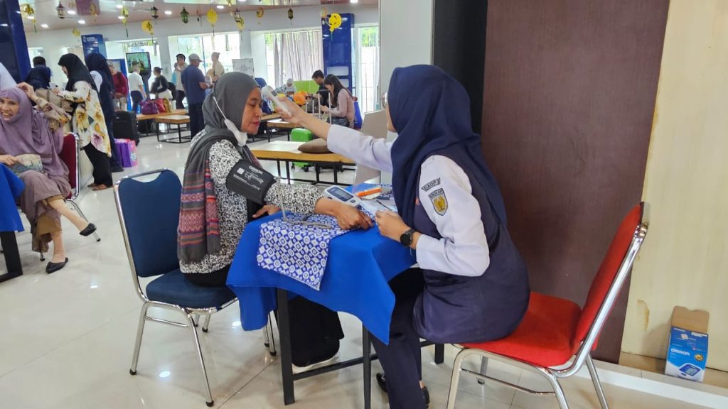 KAI Daop 3 Cirebon Sediakan Layanan Kesehatan Gratis