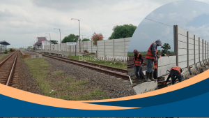 Pagar sterilisasi stasiun KAI Daop 3