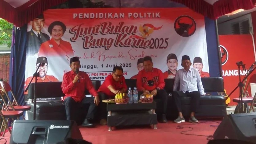 PDI Perjuangan Indramayu Gelar Peringatan Hari Lahir Pancasila, Konteks Kritis 100 Hari Indramayu Reang