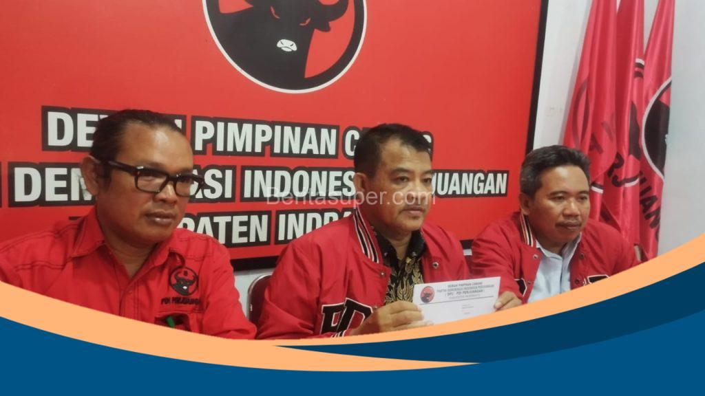Surat Balasan PDIP Indramayu ke Pemda, Isinya Tak Main-Main Ketua DPC PDIP Indramayu H. Sirojudin memberi pernyataan pers terkait polemik aset sekretariat partai