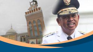bupati-indramayu-lucky-hakim-dan-gubernur-jawa-barat-dedi-mulyadi-tinjau-keretakan-islamic-center-indramayu