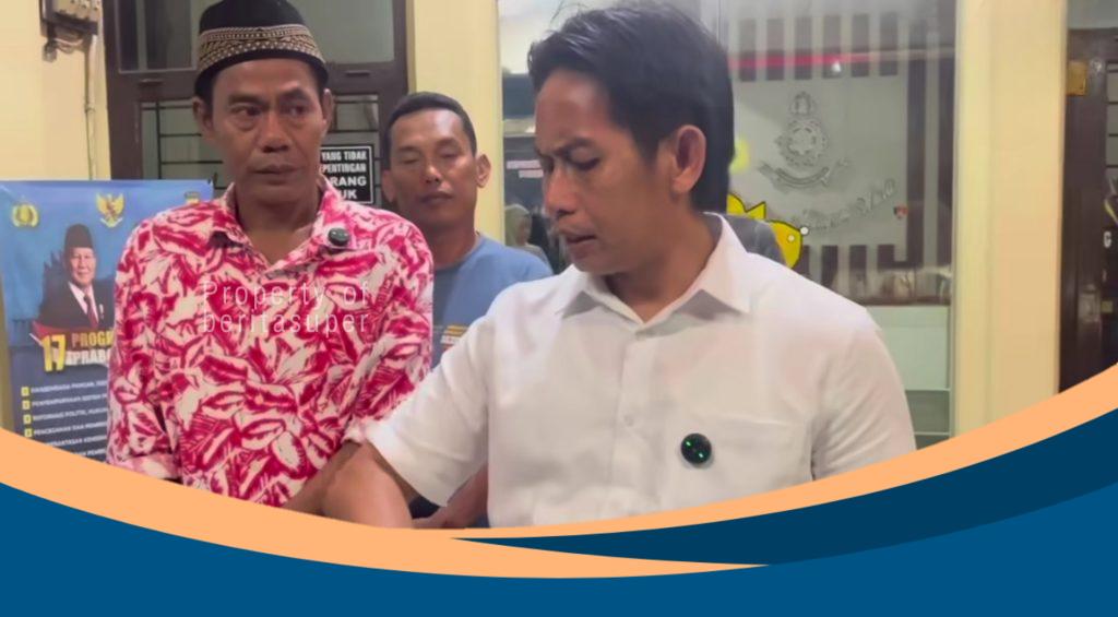Toni RM dampingi Karja di Polres Indramayu saat pemeriksaan kasus kematian Putri Apriyani