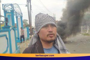 Warga desa Cidempet