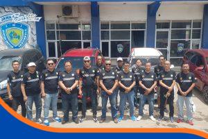 Ketua KONI Indramayu melepas kontingen balap motor IMI untuk BK Porprov XXV di depan kantor KONI.