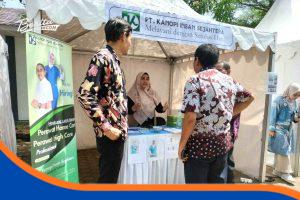 Kunjungan kabid Disnaker Indramayu, di Booth PT Kanopi Insan Sejahtera pada Job Fair Indramayu. Kamis (27/11).