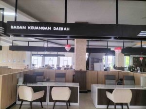 Loket Layanan BKD terpantau loket yang tidak aktif, sarana penunjang seperti spanduk informasi, banner layanan, dan petunjuk publik juga tidak terpasang sama sekali.