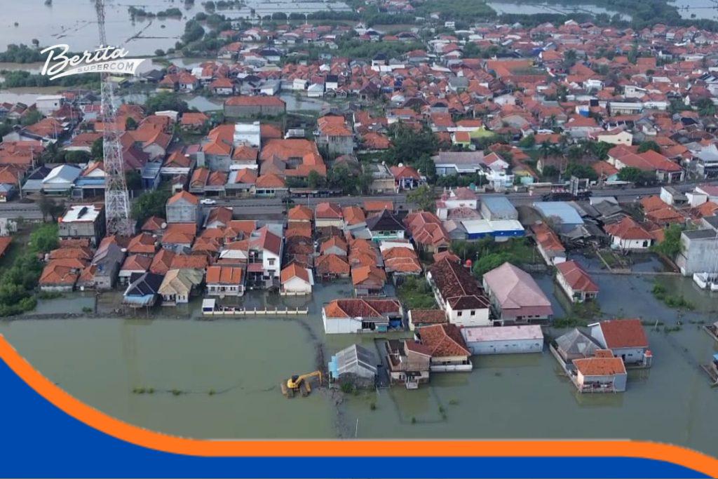 Mahasiswa meminta DPRD Indramayu memperkuat fungsi pengawasan dan regulasi perlindungan pesisir.