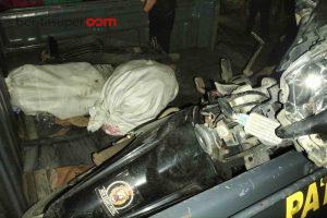 Sepeda motor tanpa pelat nomor dan dua karung berisi bebek diamankan