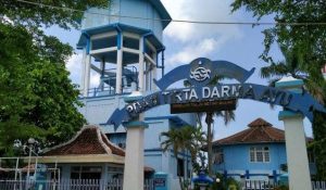 Kantor Perumdam Tirta Darma Ayu Indramayu yang terus melakukan transformasi digital untuk meningkatkan pelayanan air bersih kepada pelanggan.