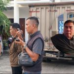 Mobil Boks Pembawa Ribuan Botol Miras yang Sempat Diamankan Satpol PP Indramayu
