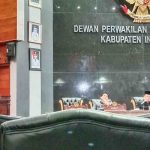 Fraksi PDIP DPRD Indramayu menyampaikan pandangan umum terhadap LKPJ Bupati 2025 dalam rapat resmi
