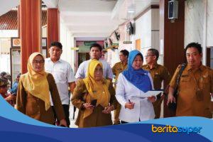 Tim BPJS Kesehatan bersama manajemen RSUD Indramayu saat melaksanakan proses kredensialing penambahan layanan dan kapasitas tempat tidur pasien, Senin (11/5/2026).