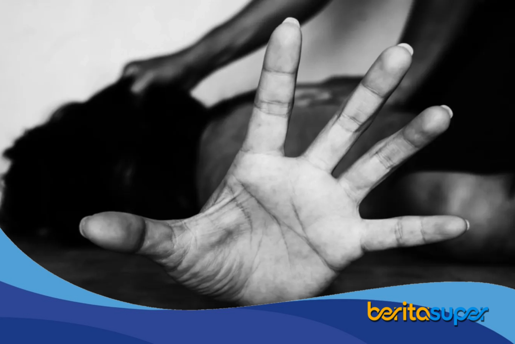 memperlihatkan dugaan aksi brutal oknum kuwu di Indramayu