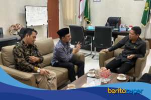Deputi BPJPH Mamat Salamat Burhanudin bersama jajaran Pemerintah Kabupaten Indramayu