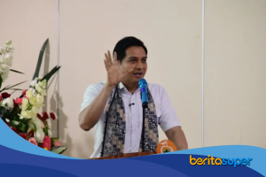 Bupati Lucky Hakim membuka survei akreditasi luring RSUD Indramayu bersama tim surveior LARSI di Aula Kidang Kencana 3.