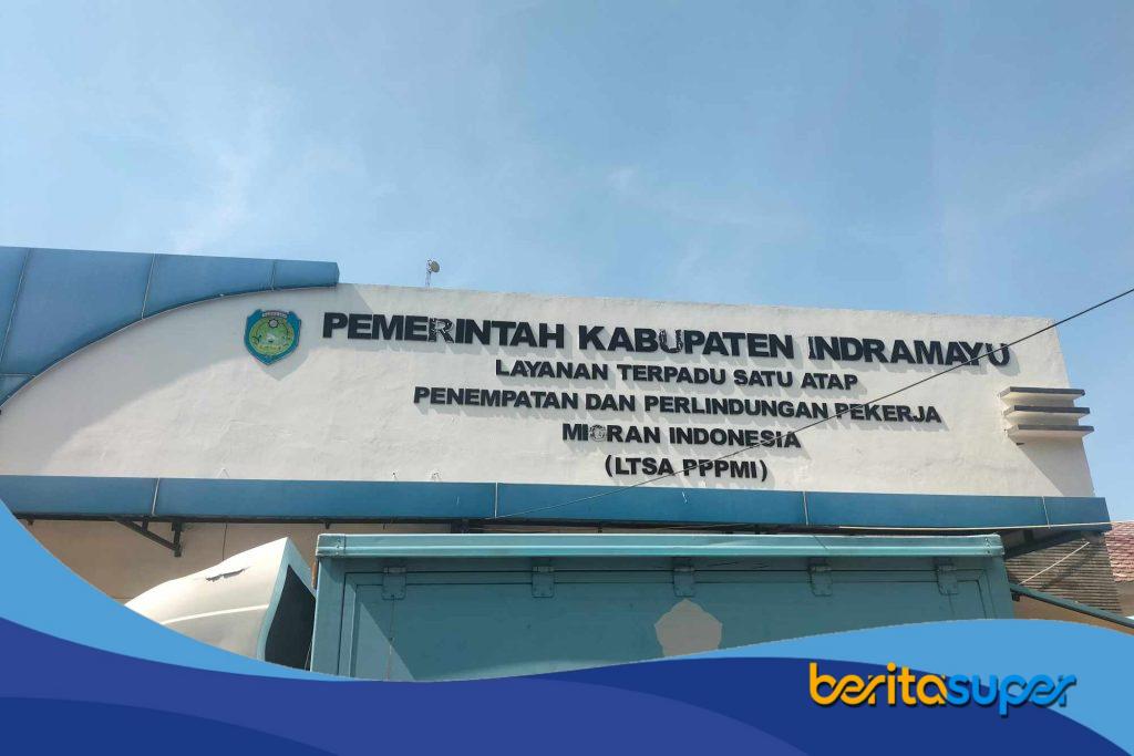 Kantor LTSA Disnaker melayani calon pekerja migran Indramayu
